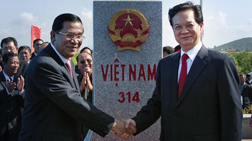 Inauguran Vietnam y Cambodia última señalización fronteriza terrestre